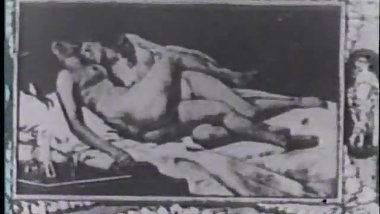 Lesbian Peepshow Loops 24 50s to 70s - Scene 1