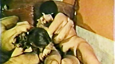 Peepshow Loops 106 70s and 80s - Scene 1