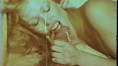 Peepshow Loops 420 70s and 80s - Scene 4