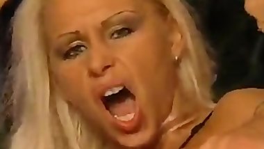 Anita Paris / Anita Ormos